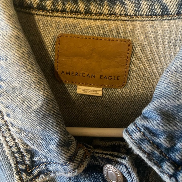 American Eagle Outfitters Light Blue Jean Jacket - Picture 2 of 3